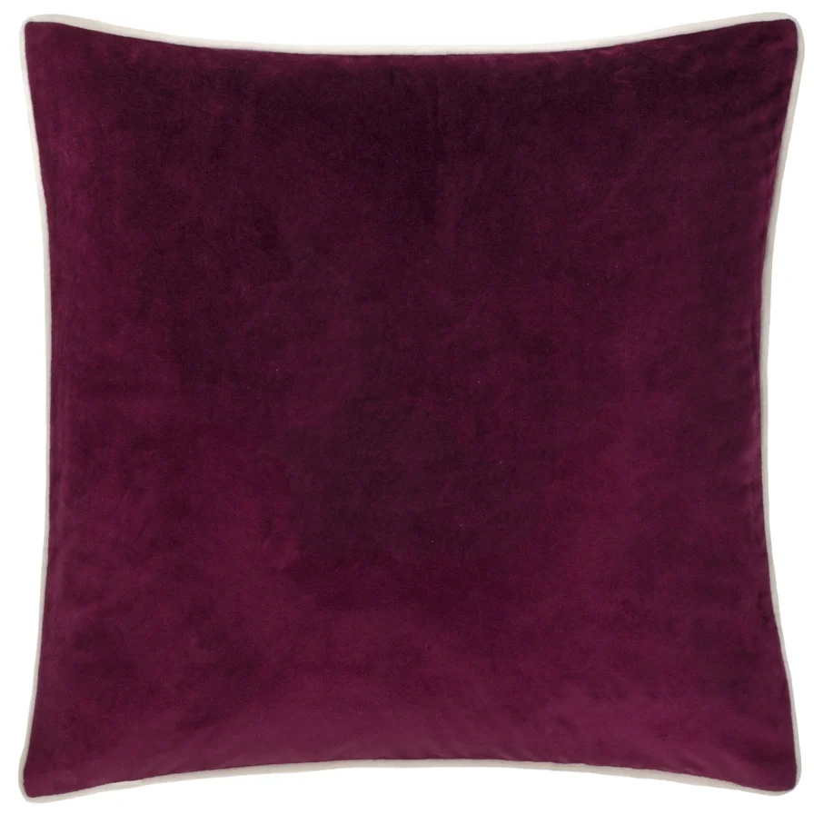 Orava brodeerattu viininpunainen samettityynynpäällinen 45 x 45 cm - Image 3
