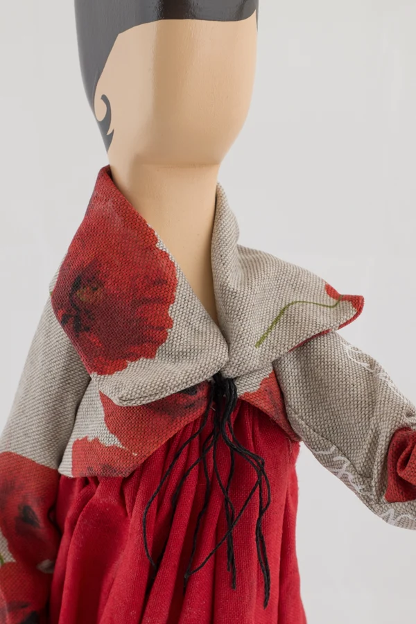 Valaisin Poppy Little Girl - Image 5