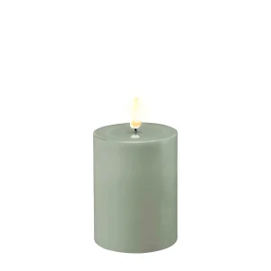 Led-kynttilä Vihreänharmaa (Salvie Green) halk. 7,5 cm